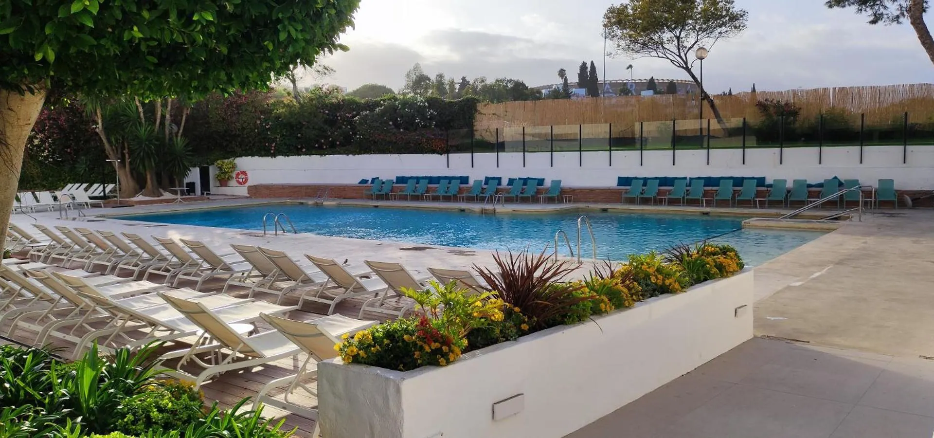 Apartment Bright & Cozy Studio In The Center Of Puerto Banus, Pool And Terrace. Marbella